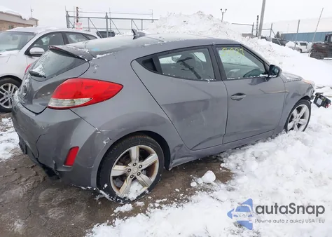 2012 Hyundai Veloster Base W/Black from USA, damaged, VIN KMHTC6AD5CU065315